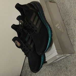 Adidas Ultraboost 20 Shoes NWOB